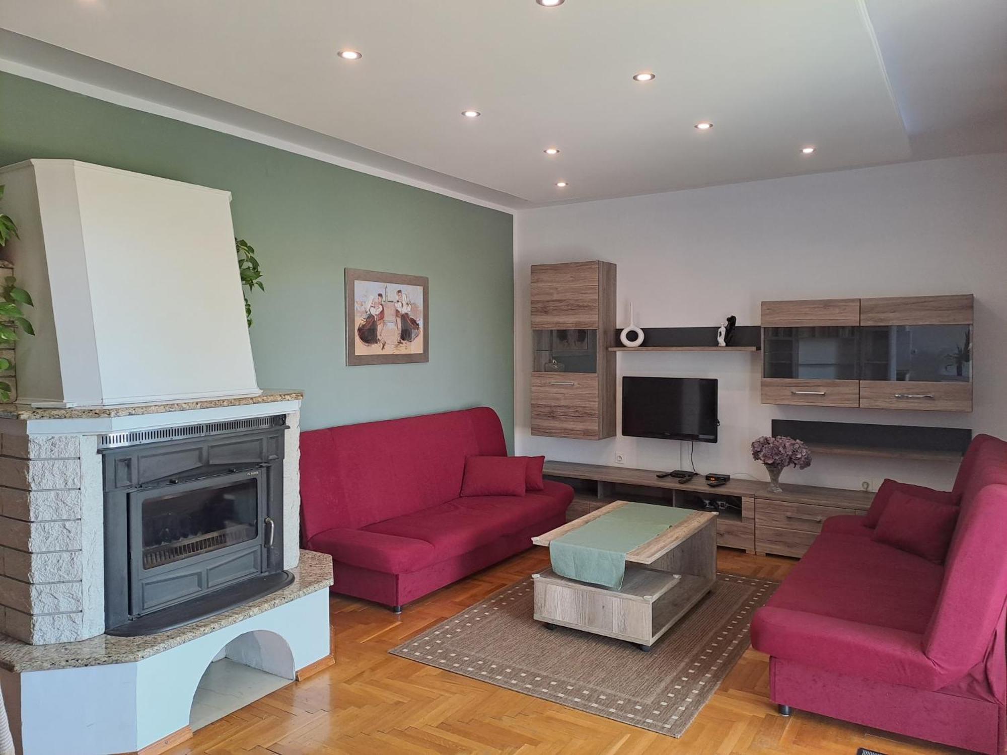Apartment Kriskovic ノヴィ・ヴィノドロスキー エクステリア 写真